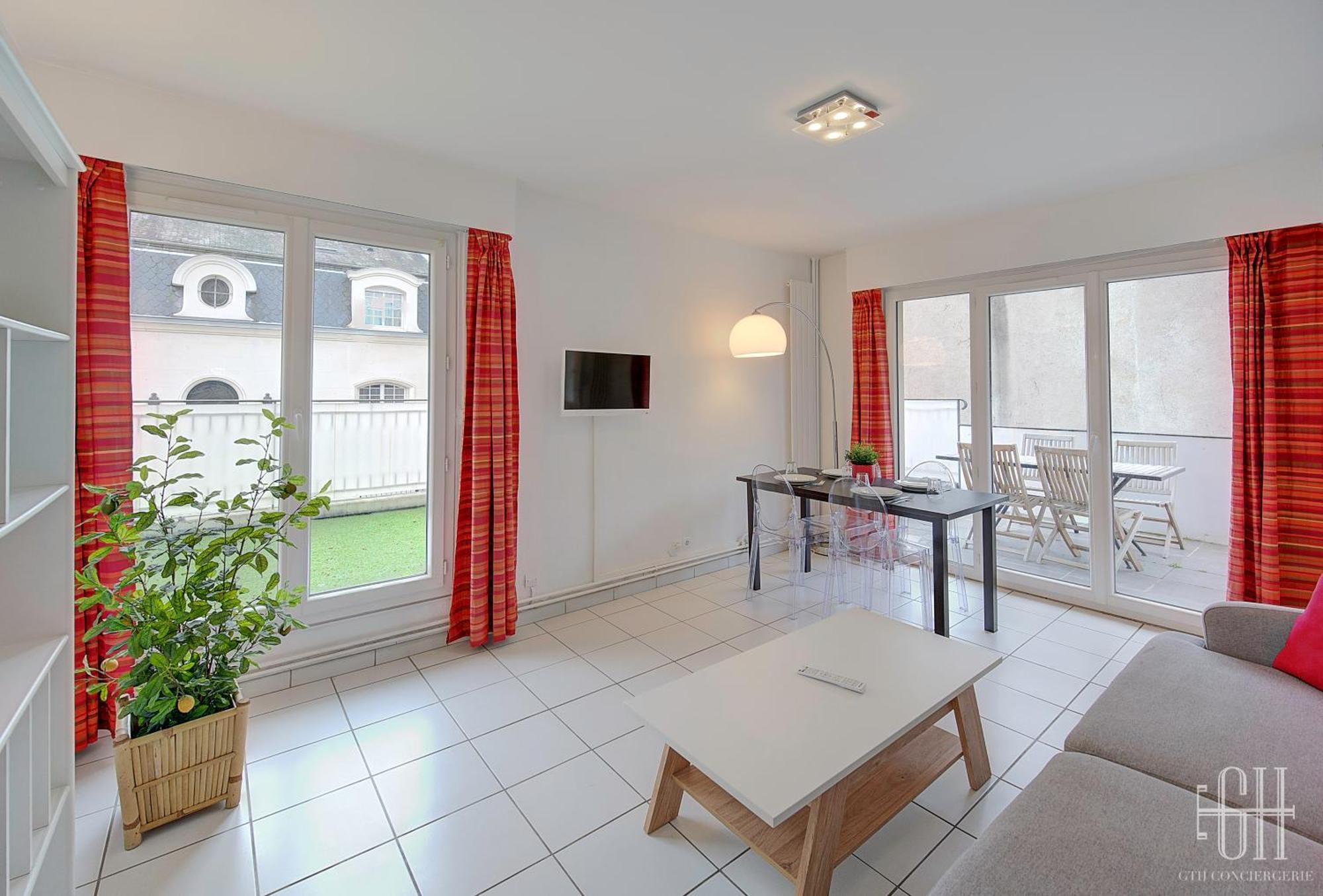 Serena - Hopital Clocheville Appartement *